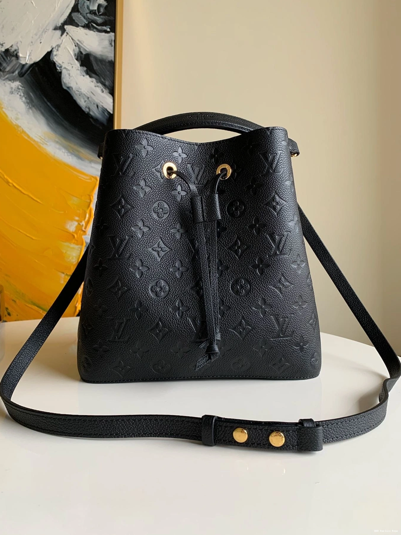 Aaa replica ru NEONOE LOUIS VUITTON MM 0802